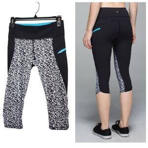Lululemon Run: Top Speed Crop Mini Brushed Animal Black White / Black. Size 4
